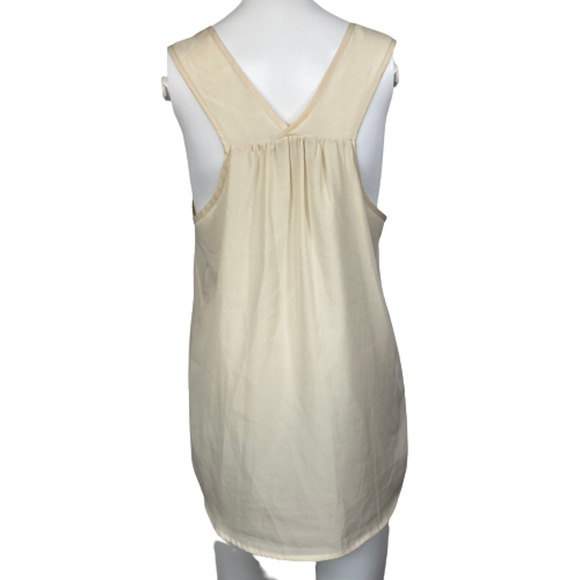 BCBG Tank Top Womens Sz M Ivory Sheer Chiffon V-Neck Gathered Back Sleeveless - Picture 5 of 10